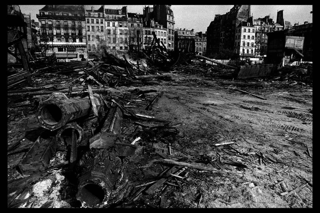 Pariisin keskustorin purku elokuussa 1971 (b/w kuva) tekijältä Victor Baltard