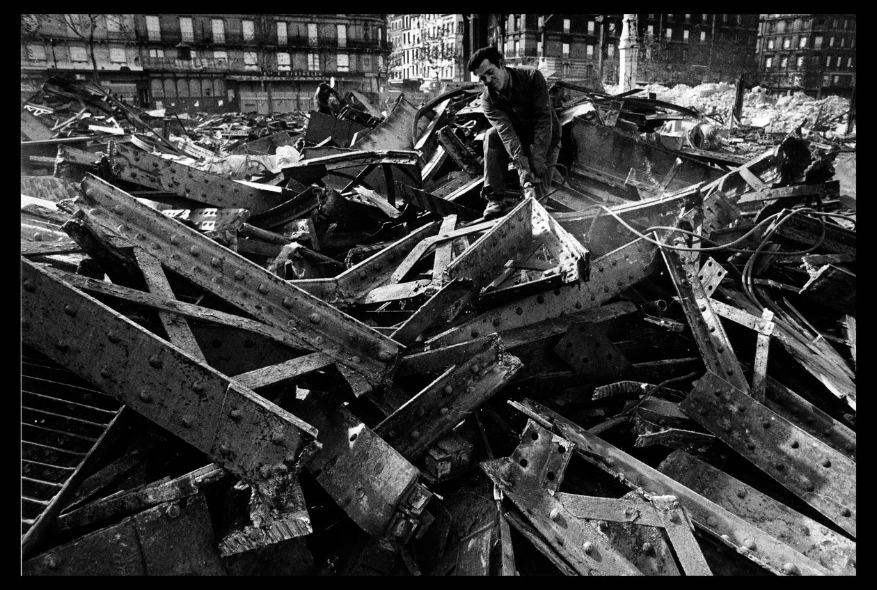 Pariisin keskustorin purku elokuussa 1971 (b/w kuva) tekijältä Victor Baltard