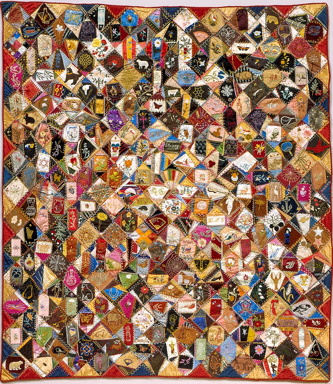 Crazy Quilt (seda, algodão, lã, linho, remendado, bordado) finlandês tekijältä Victoriene Parsons Mitchell