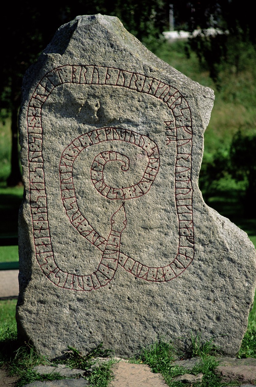 Riimukivi Gripsholmin linnan ulkopuolella tekijältä Viking