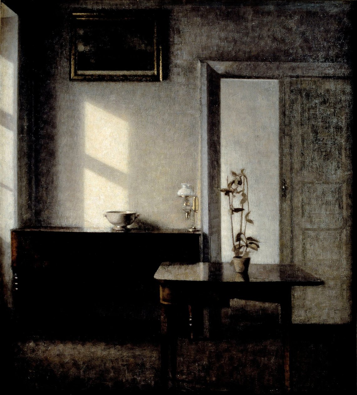 Sisustus ruukkukasveilla korttipöydällä, 1910-1911 tekijältä Vilhelm Hammershøi