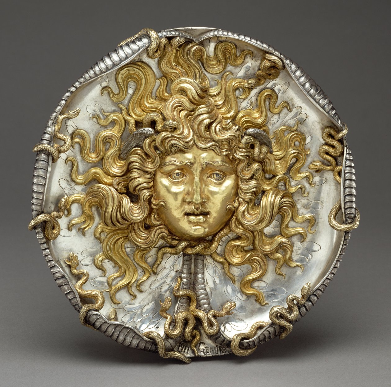 Medusa, 1911 (kullattua hopeaa) tekijältä Vincenzo Gemito