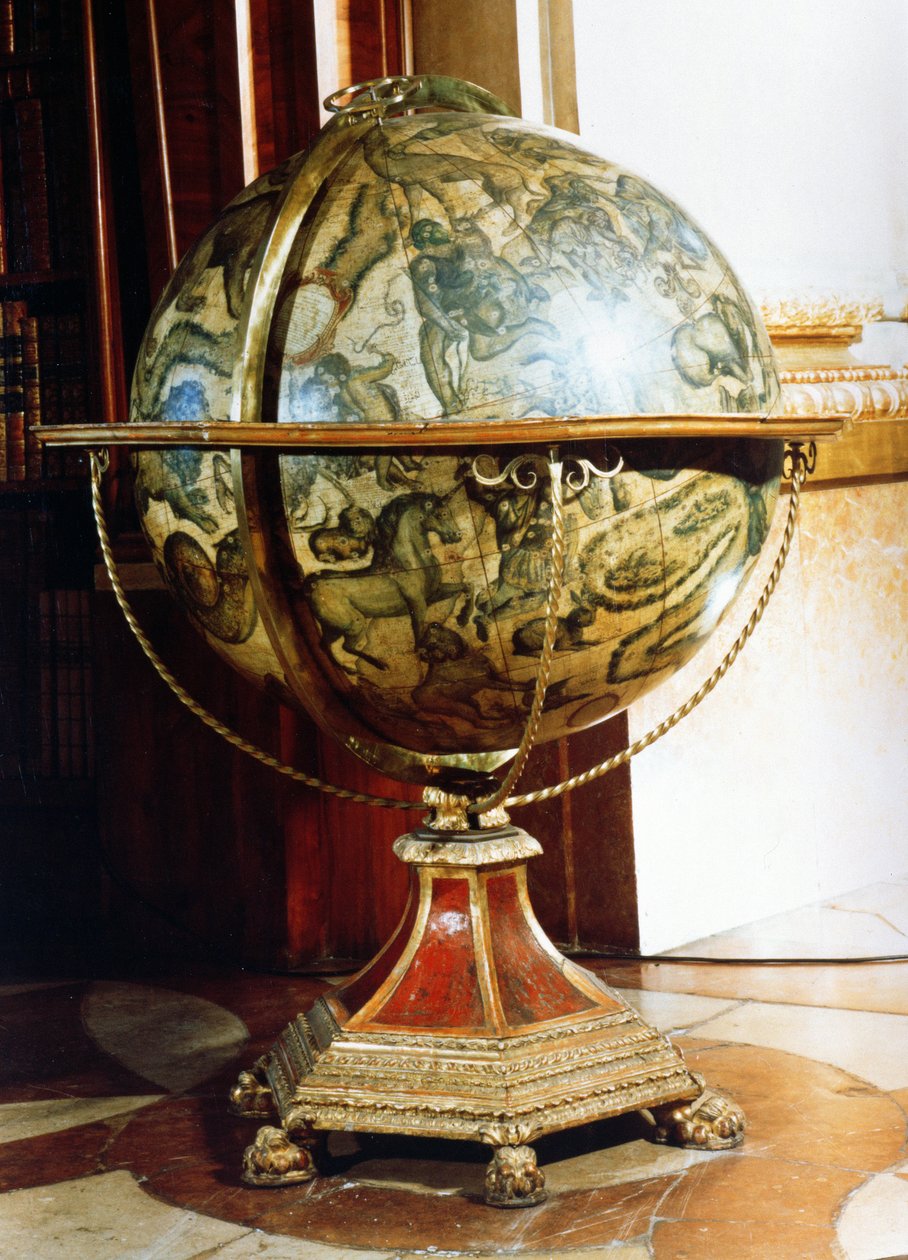 Taivaanpallo, 1688 (paperimassa puujalustalla) (pari numeroon 90828) tekijältä Vincenzo Maria Coronelli
