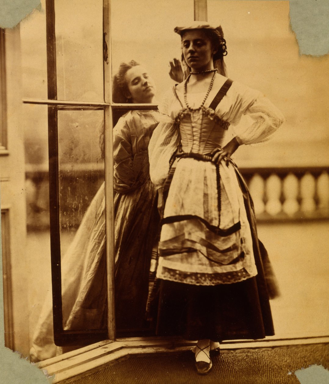 Tutkimus tytöstä talonpojan puvussa, n. 1855-1865 tekijältä Viscountess Hawarden