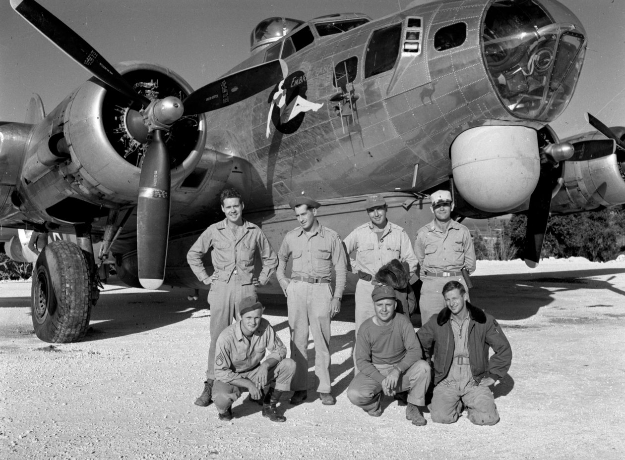 B-17:n miehistö koulutuksessa ilmatiedustelulentoja varten toisessa maailmansodassa. tekijältä Volkmar Wentzel