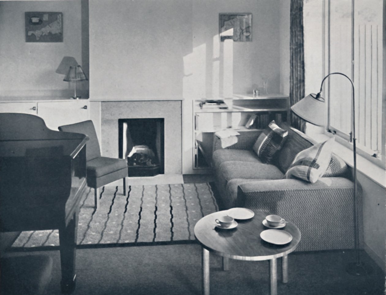 Elsa Booth - Olohuone, johon oli tarkoitus sijoittaa flyygeli, 1939 tekijältä W. Dennis Moss