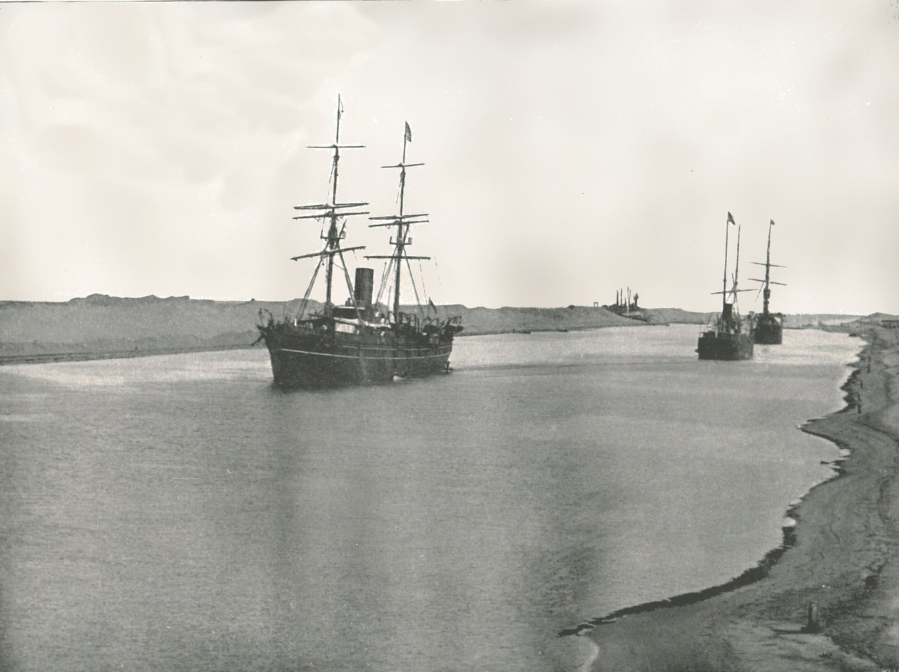 Laivat Suezin kanavalla, Kantara, Egypti, 1895. tekijältä W and S Ltd