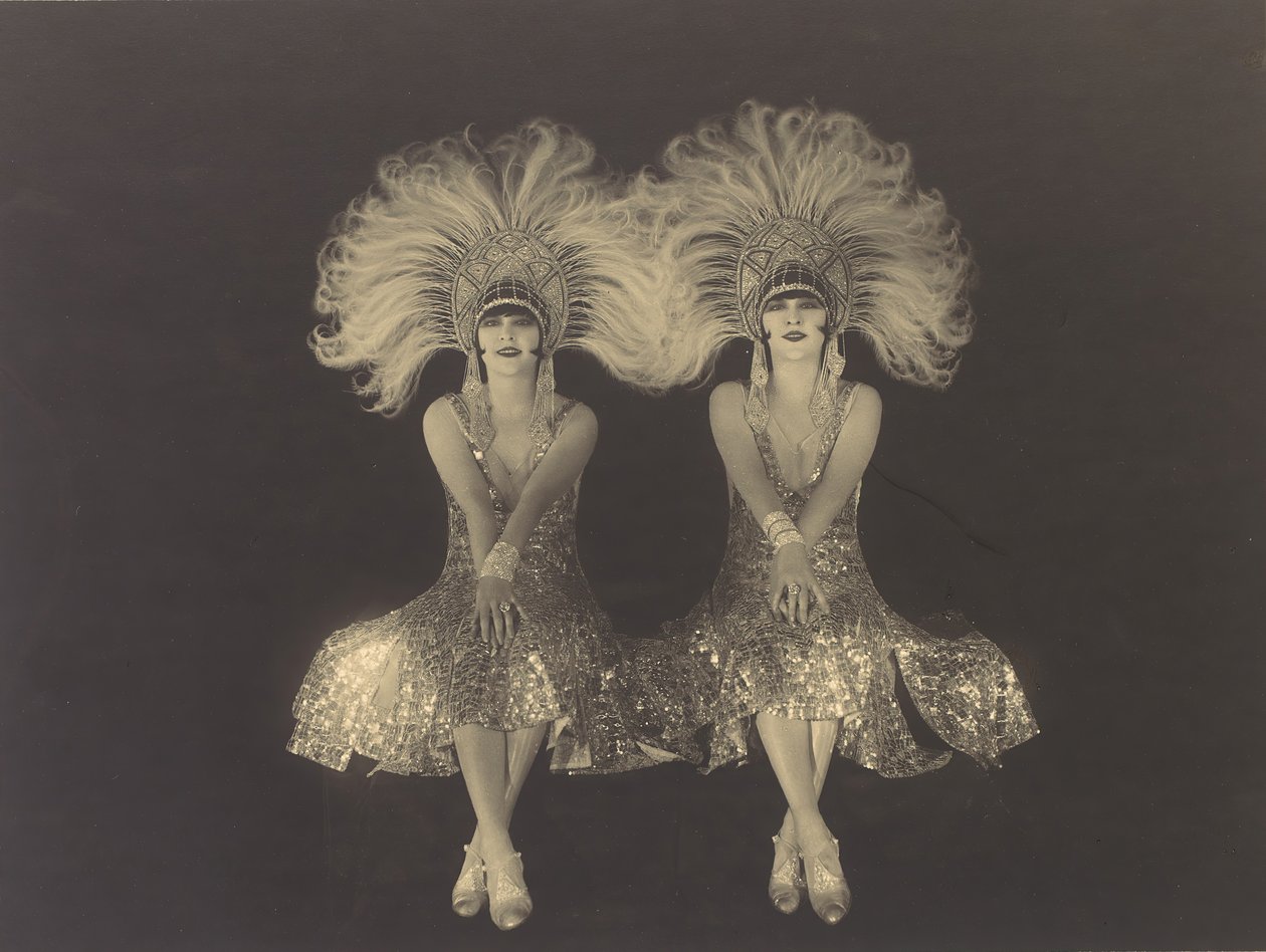 Dolly Sisters, 1920-luku. tekijältä Walery