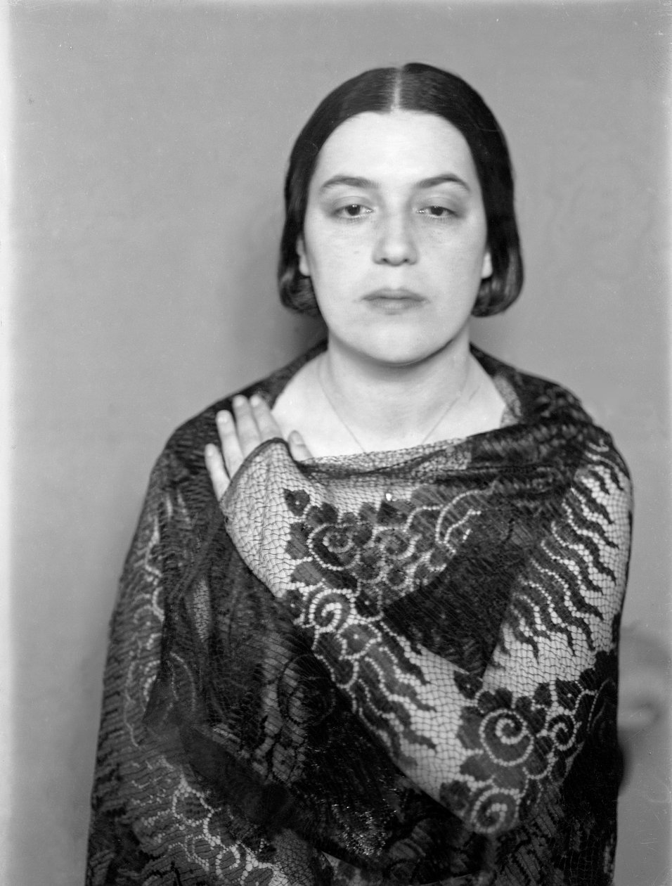 Muotokuva Anita Pittonista, noin 1933 (s/w-kuva). tekijältä Wanda Wulz