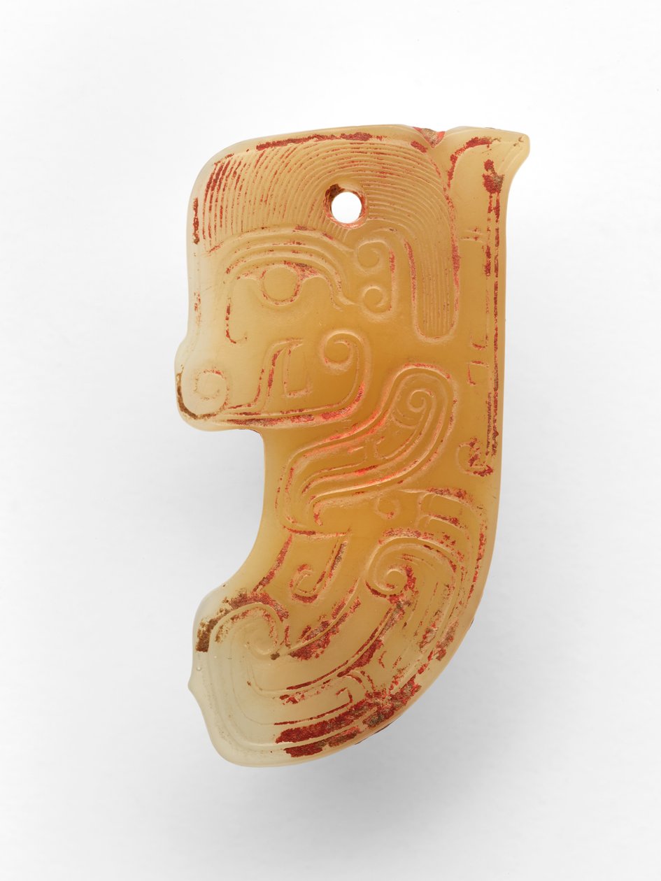 Kalan muotoinen riipus, noin 1000-luvulla eKr. (jade, nefriitti) tekijältä Western Zhou Dynasty Chinese School