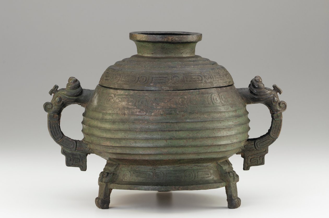 Alus (Kuei) ja kansi, 9.-8. vuosisadalla eKr. (pronssi) tekijältä Western Zhou Dynasty Chinese School