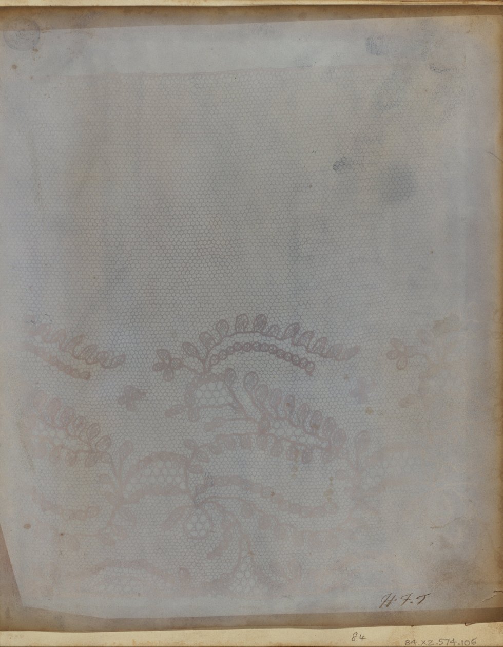 Fragmentti pitsiä. tekijältä William Henry Fox Talbot