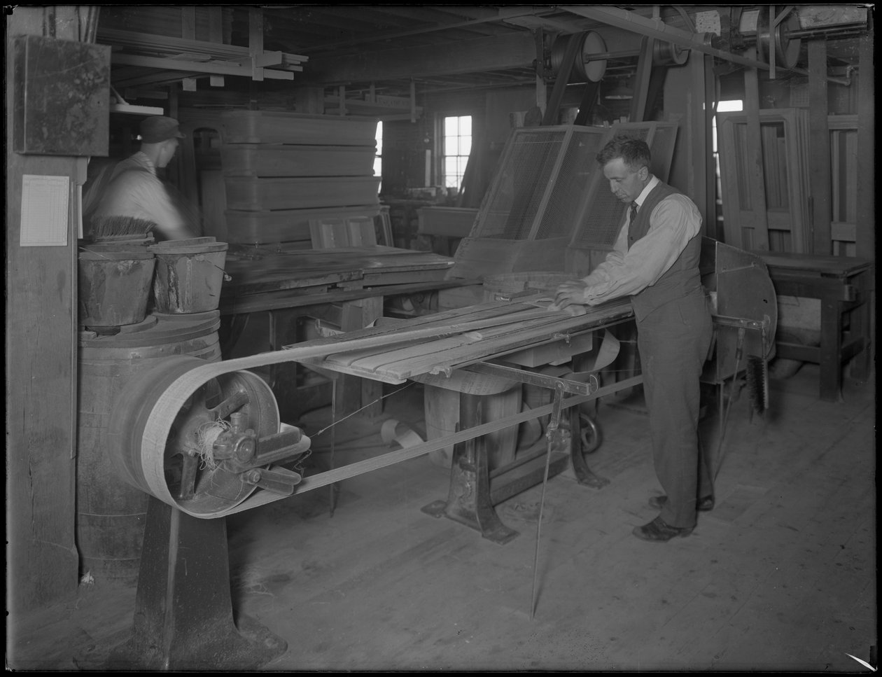 Puuarkkuihin tarkoitetut hiomalistat, Oneida, New York, 3. huhtikuuta 1916 tekijältä William Davis Hassler