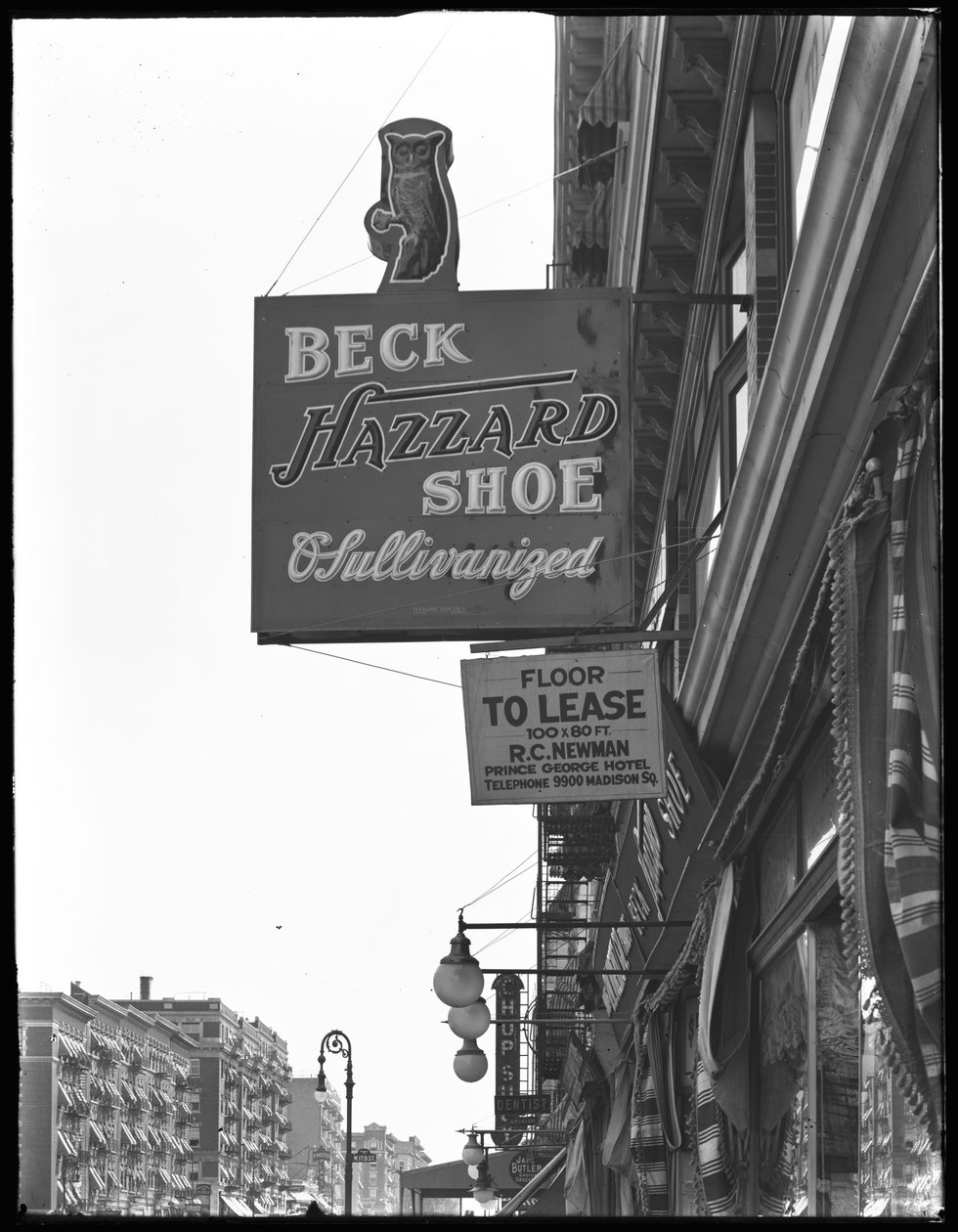 Kyltti Beck Hazzard Shoesille, New York City, heinäkuu 1916 tekijältä William Davis Hassler