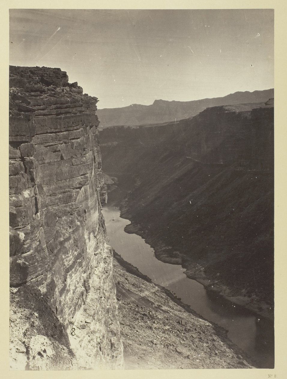 Grand Cañon, Colorado-joki, lähellä Paria Creekiä, itään katsottuna tekijältä William H. Bell