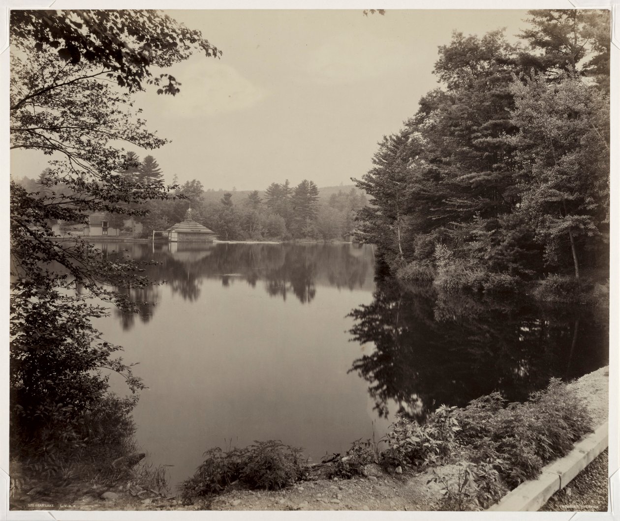 Bear Lake, LVRR, c. 1898-1899. tekijältä William H. Rau