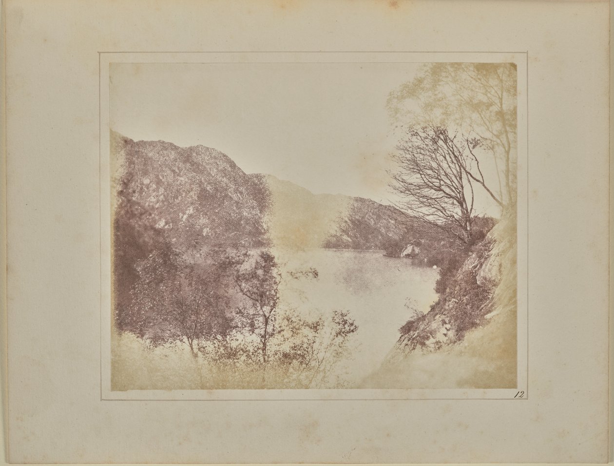 Hole Katrine tekijältä William Henry Fox Talbot