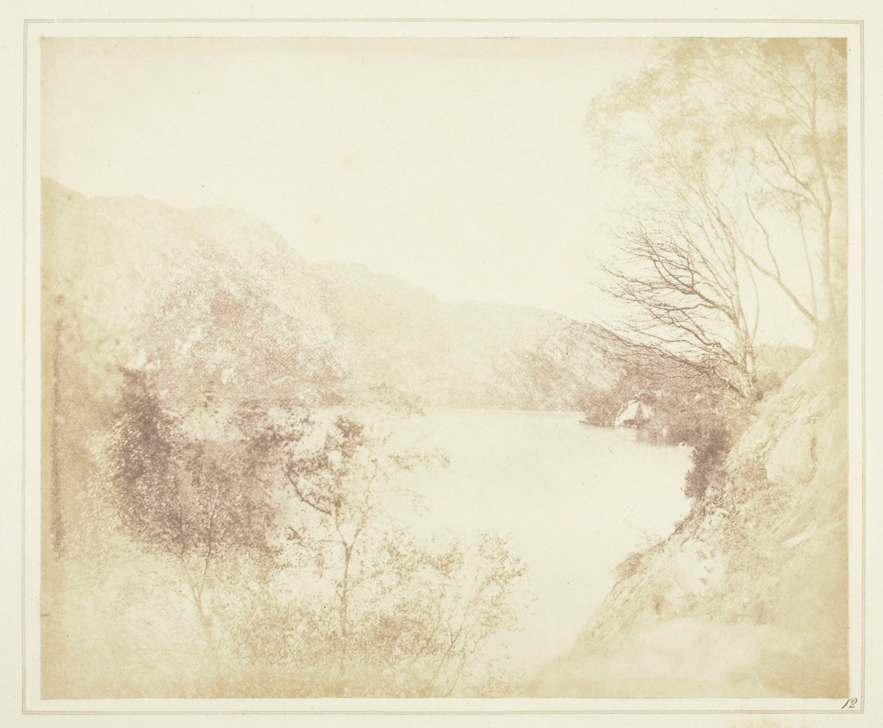 Loch Katrine tekijältä William Henry Fox Talbot