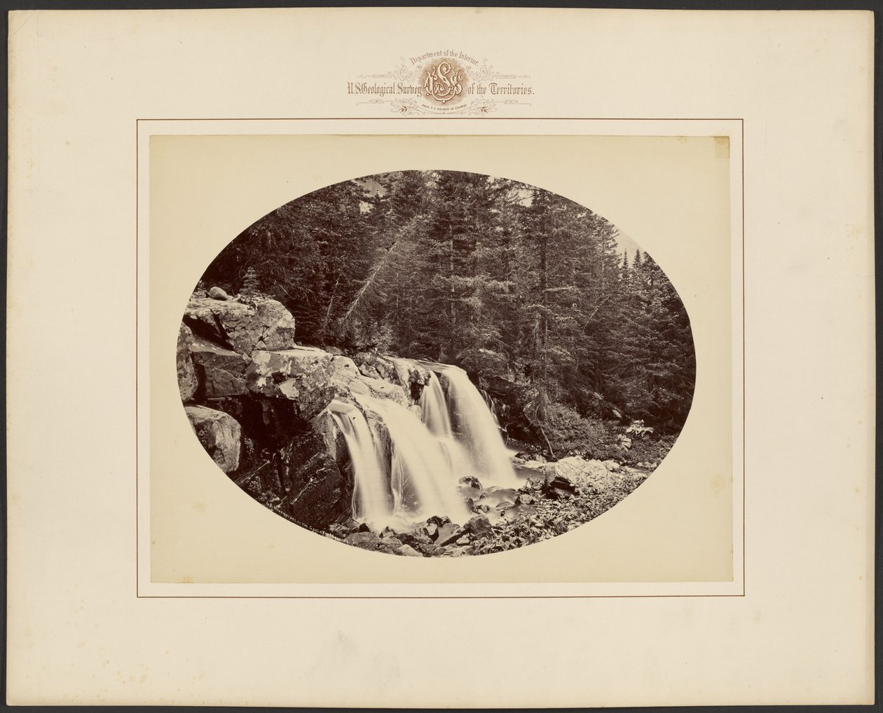 [Gallatinin piirikunnan latvavedet, Yellowstonen kansallispuisto, Montana] tekijältä William Henry Jackson