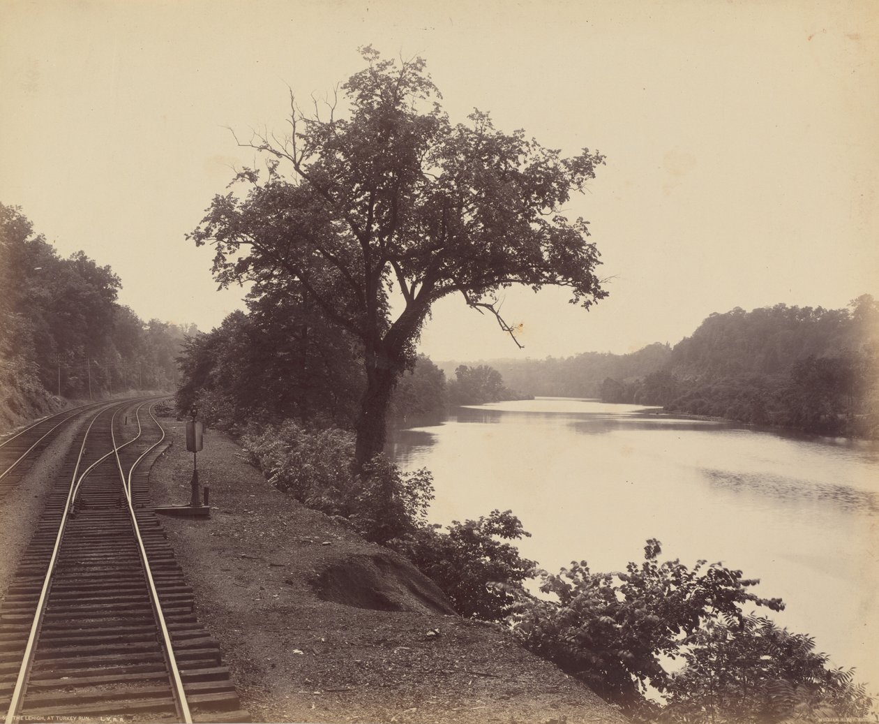 The Lehigh, At Turkey Run,c. 1895 (kuva) tekijältä William Herman Rau