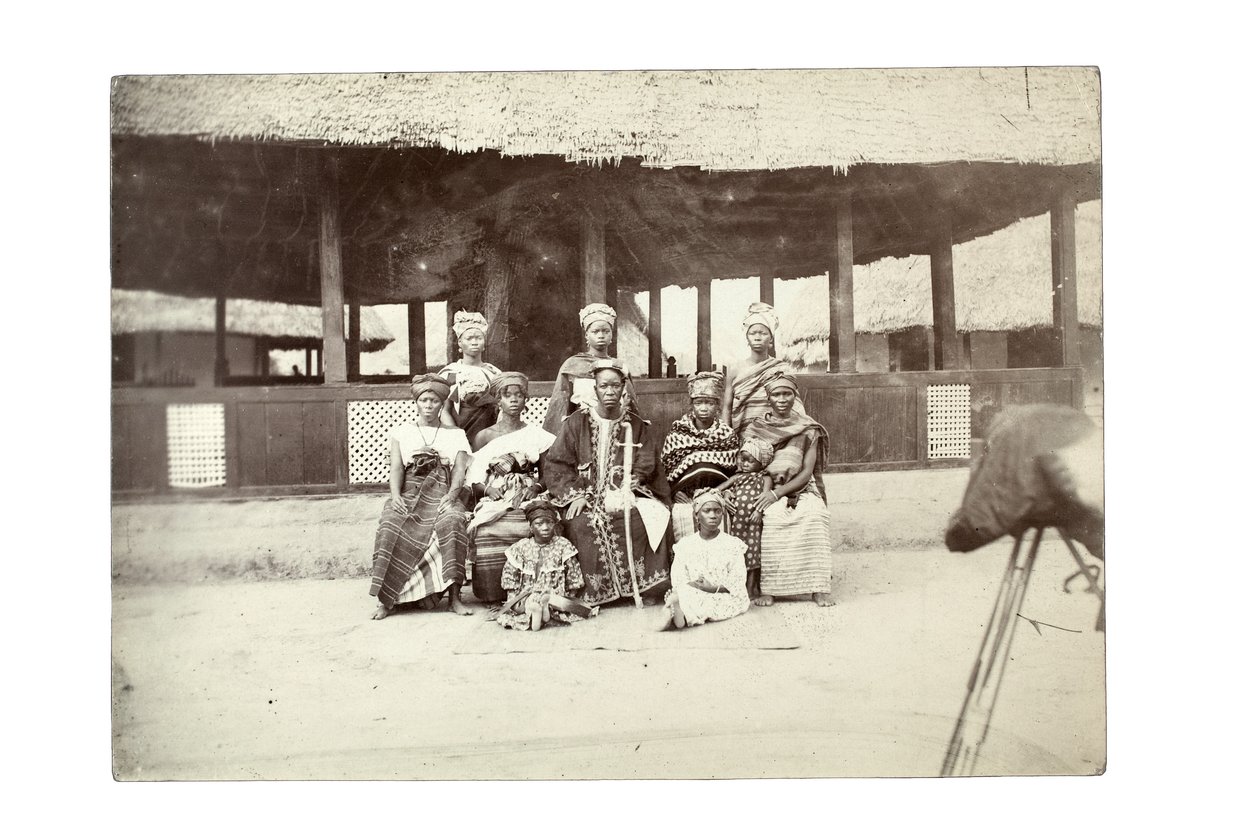 Native Chiefs and Harem, Mendi land (gelatiinihopeaprintti) tekijältä William Turnbull Balmer
