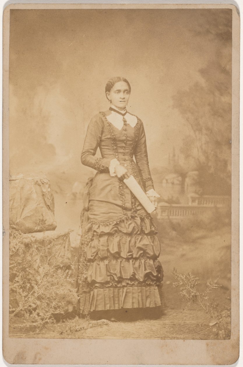 Naisen muotokuva,c. 1900-luku (kuva) tekijältä Wright & Cornwell