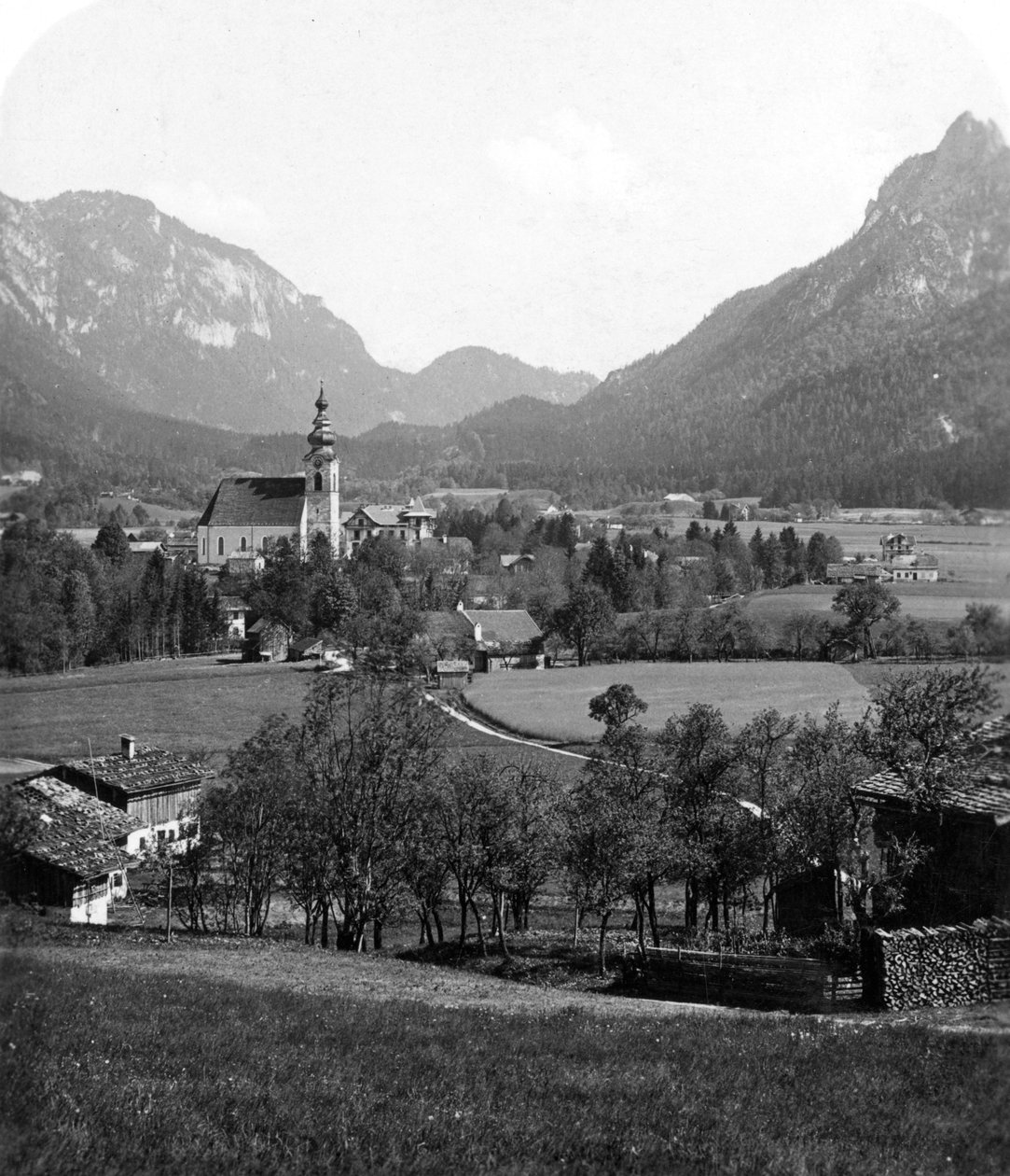 Bad Reichenhall ja Grossgmain, Saksa ja Itävalta, 1900-luku. tekijältä Wurthle and Sons