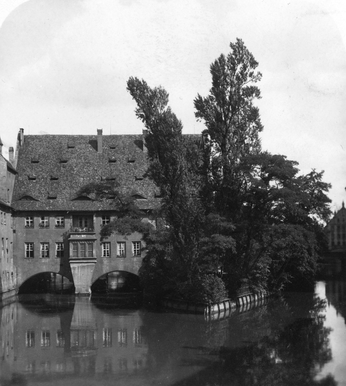 Pyhän Hengen sairaala, Nürnberg, Baijeri, Saksa, 1900-luku. tekijältä Wurthle and Sons