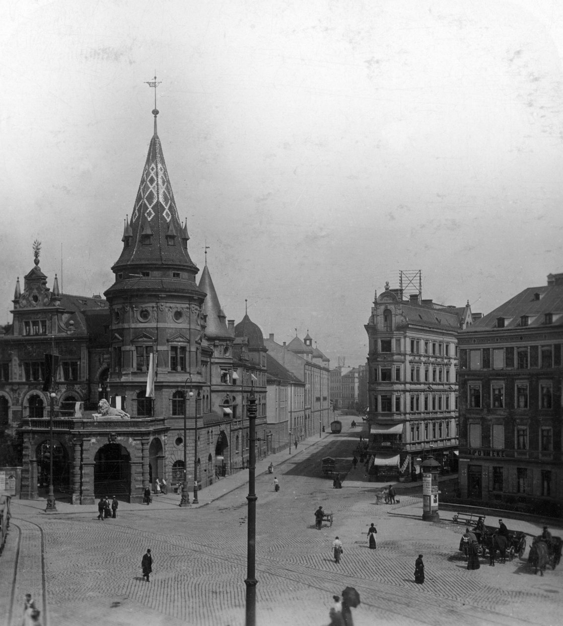 Löwenbräu Keller ja Stiglmaierplatz, München, Saksa, 1900-luku. tekijältä Wurthle and Sons