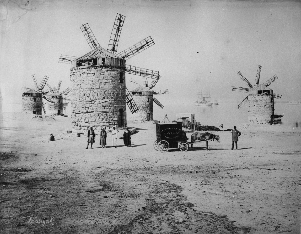 Valokuvaaja Zangaki ja hänen mobiili pimiö, n. 1880 tekijältä Zangaki Brothers