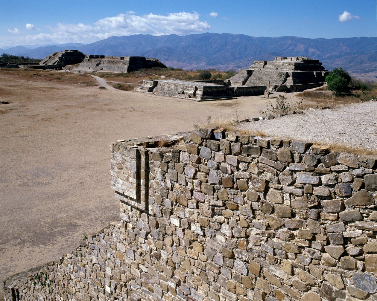 Näkymä System IV:stä (500 eKr.-850 jKr.) tekijältä Zapotec Zapotec