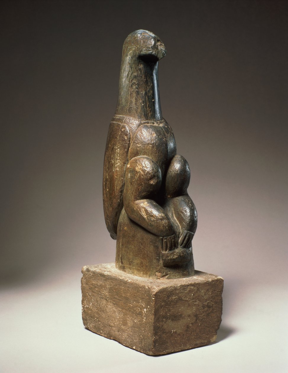 Veistetty vuolukivilintu, zimbabwelainen, 1200-1400-luku (steatiitti) tekijältä Zimbabwean
