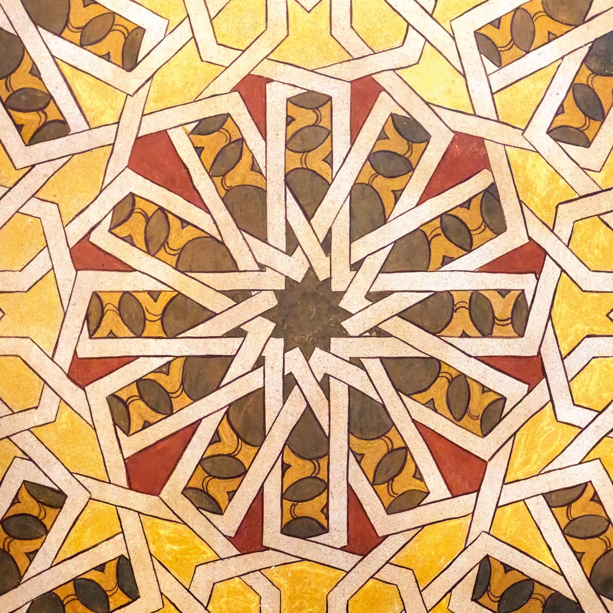 Arabialaistyylinen geometrinen muotoilu. La Rabidan luostari, 2020 (kuva) tekijältä . .