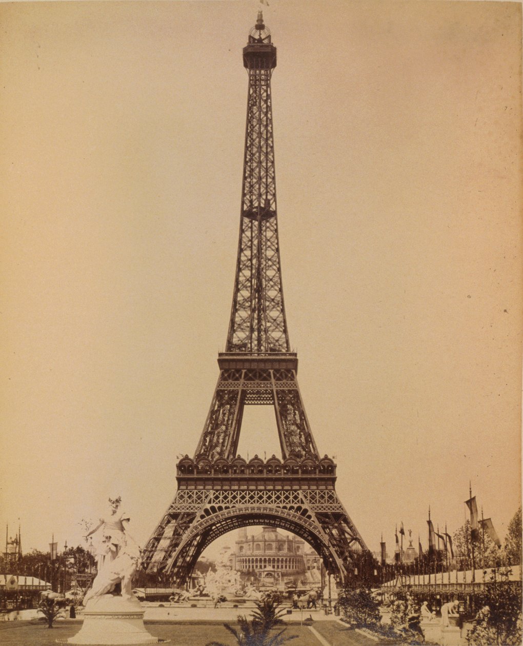 Torre Eiffel, Exposició de París finlandès tekijältä . .