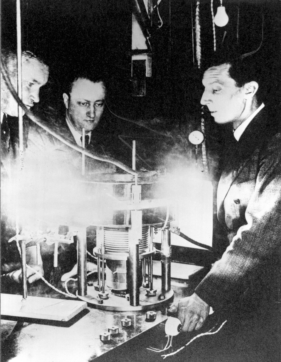 Frederic Joliot, Hans Halban ja Lew Kowarsky, c tekijältä Ferdinand Georg Waldmuller