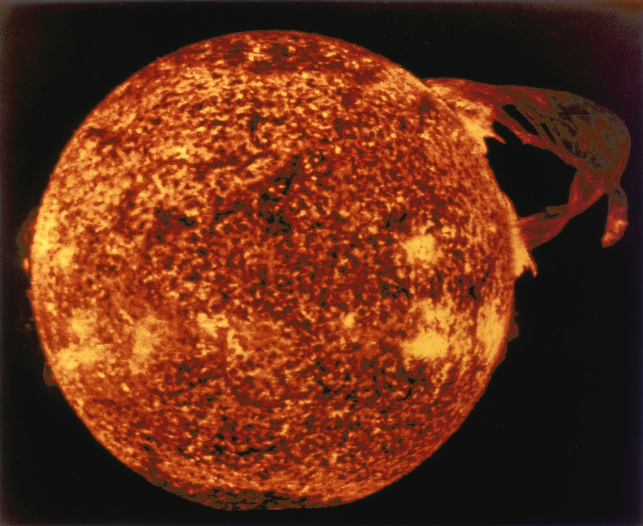 Suuri auringonpurkaus nähdään äärimmäisessä ultraviolettivalossa tekijältä Henry Charles Fehr