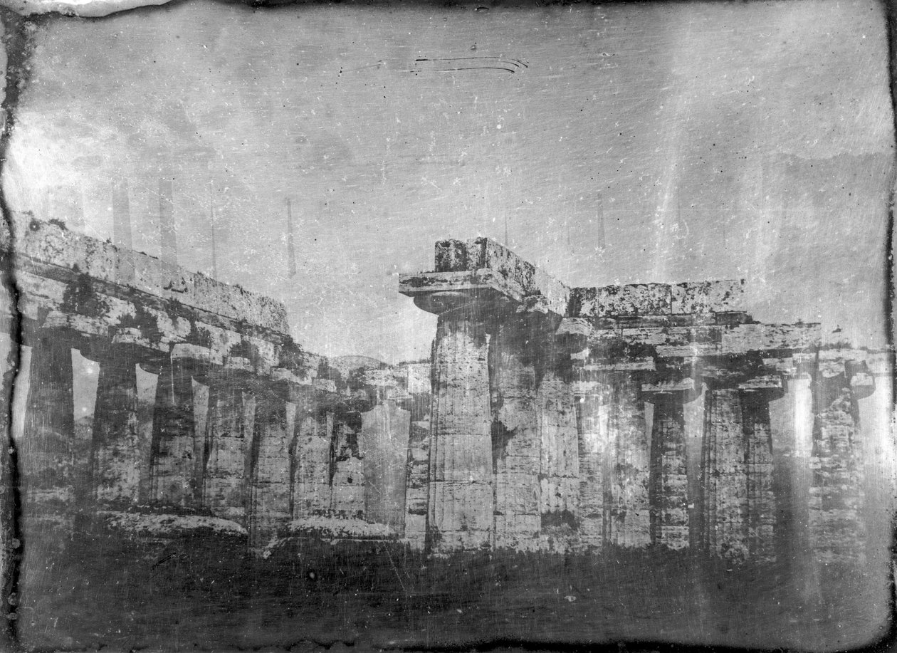 "Paestum, basilikan sisustus Paestumista, basilikan sisäpuoli lounaiskulmasta", 29. toukokuuta 1841 tekijältä Frederick (attr. to) Barnard