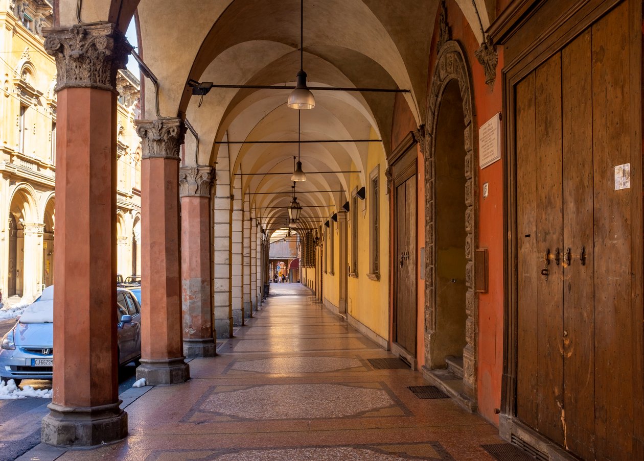 Via Galliera, Bologna, Italia (kuva) tekijältä . .