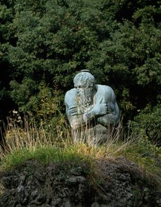 Talvi. Veistos tekijältä Giambologna