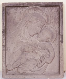 Madonna ja lapsi (n. 1386-1466). tekijältä (Workshop of) Donatello