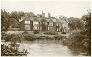 York Cottage, Sandringham (m/w kuva) tekijältä (after) English photographer