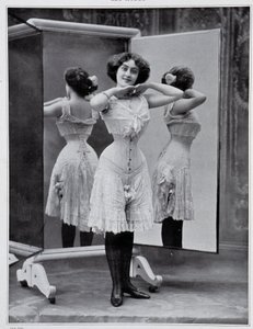 Malli esittelee Thylda-korsettia, kuva Félix - elokuvassa "" Les Modes", joulukuu 1907. tekijältä (after) Felix Studio