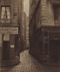 Rue Tiechape, otettu rue Saint-Honorelta, purettu rue du Pont-Neufille (m/w kuva) tekijältä (after) French Photographer