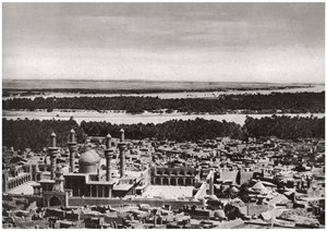 Kadhimiya, pyhä kaupunki lähellä Bagdadia, lentokoneesta, Irak, 1925
