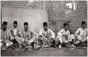 Turkkilaiset rahanvaihtajat, Bagdad, Irak, 1925 tekijältä A. Kerim