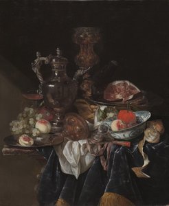 Hopeinen viinikannu, kinkkua ja hedelmää, n. 1660-1666