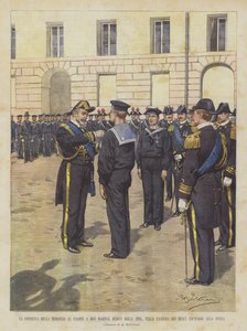 Valor-mitalin toimitus kahdelle Kiinasta palaavalle merimiehelle Royal Crewsin kasarmeissa La Speziassa