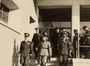 Yrityksen Mauro Toschi fu Ulisse rakentaman kuninkaallisen Fausto Pescin lentokentän rakennusten vihkiminen käyttöön Bolognassa, herttua Benito Mussolinin läsnä ollessa, 24.10.1936 (m/v kuva)