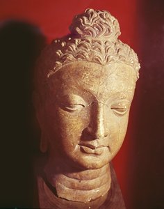 Buddhan pää, kreikkalais-buddhalainen tyyli, Haddasta (keraaminen)