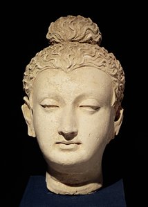 Buddhan pää, kreikkalais-buddhalainen tyyli, Haddasta (stukki)